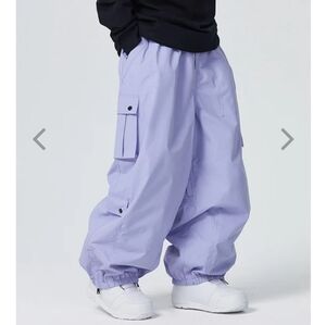 COPY - ✨️ BRAND NEW ✨️ Never worn baggy fir snowboard pants